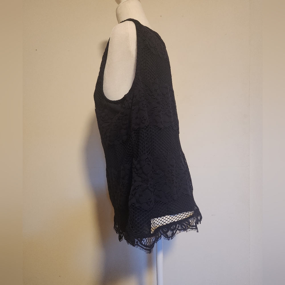 Ann Taylor LOFT Dark Navy Blue Lace Crochet Tank Top Blouse Large L EUC - Picture 3 of 6